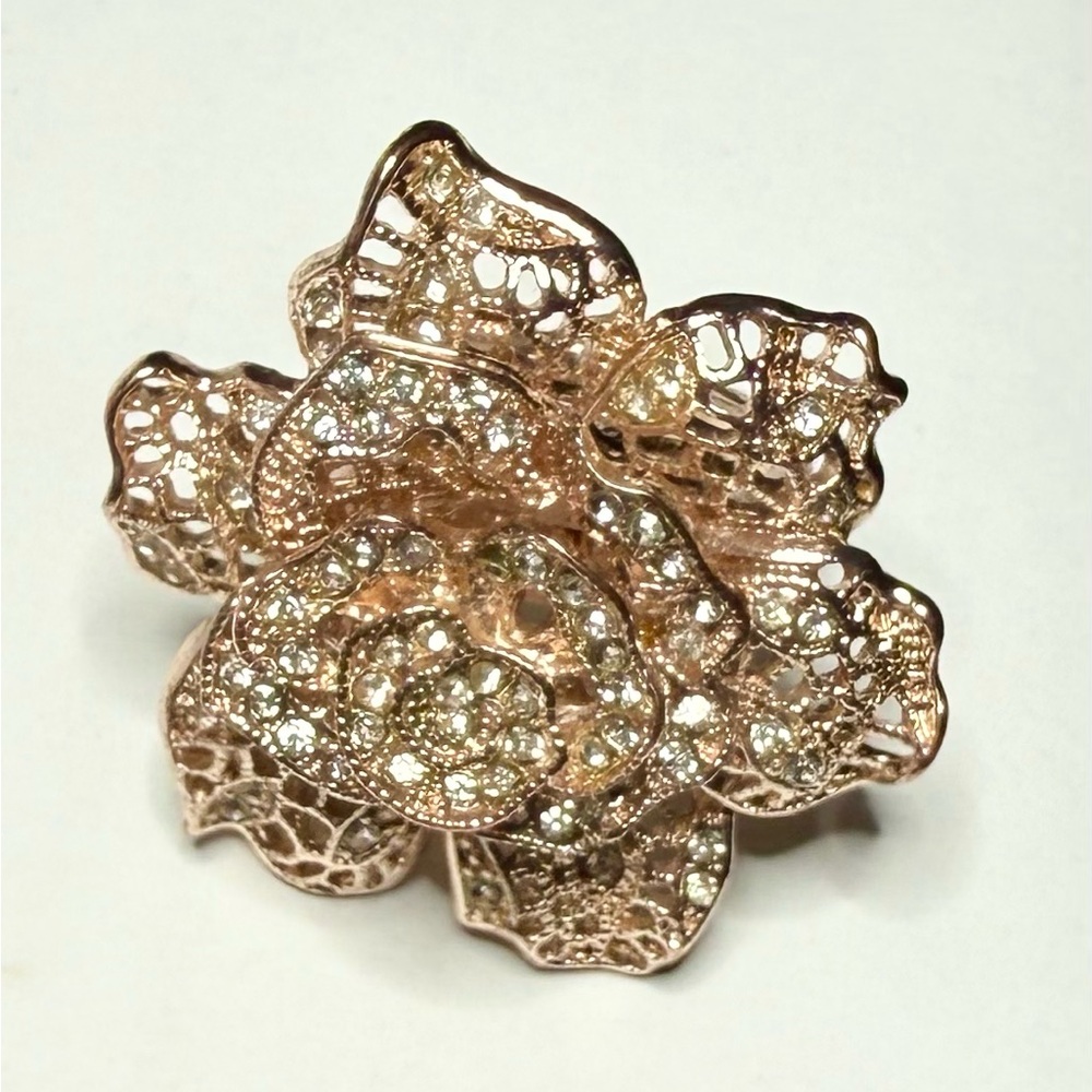 Filigree Rose Shape Ring Rose Gold Sparkling Rhinestones Size 7.5 Vintage Style